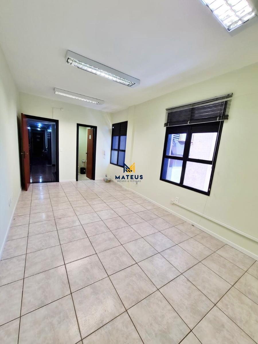 Sala, Barro Preto, 0 Quarto, 0 Vaga