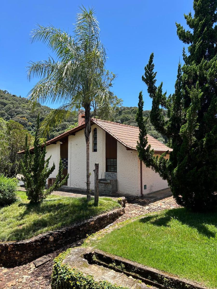 Casa, Jardim Canadá, 3 Quartos, 6 Vagas, 1 Suíte