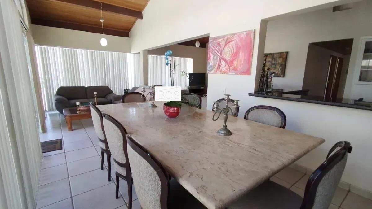 Casa, Belvedere, 7 Quartos, 0 Vaga, 3 Suítes