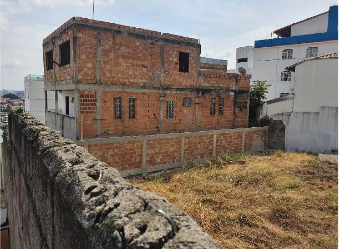 Lote, Pirajá, 0 Quarto, 0 Vaga