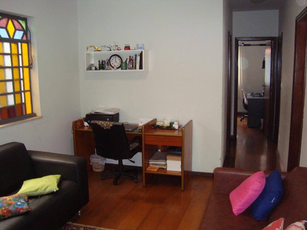 Casa, Anchieta, 3 Quartos, 4 Vagas, 1 Suíte