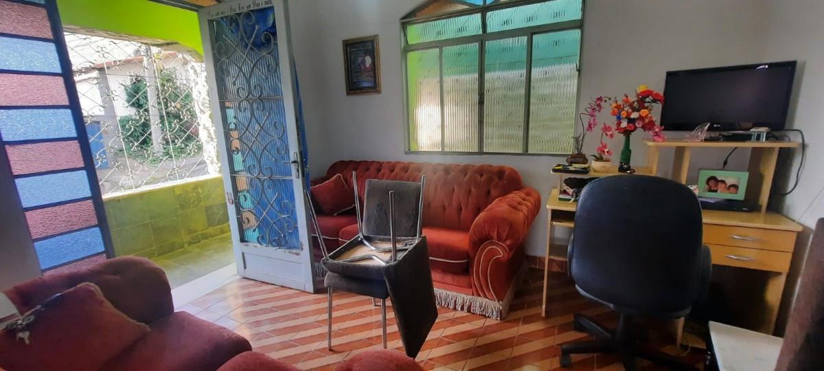 Casa, Cachoeirinha, 4 Quartos, 1 Vaga