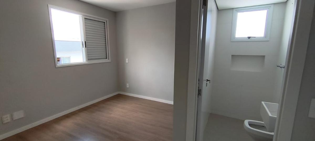 Apartamento, Ipiranga, 2 Quartos, 2 Vagas, 1 Suíte