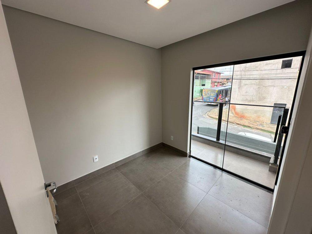 Casa, São Pedro, 3 Quartos, 2 Vagas, 1 Suíte