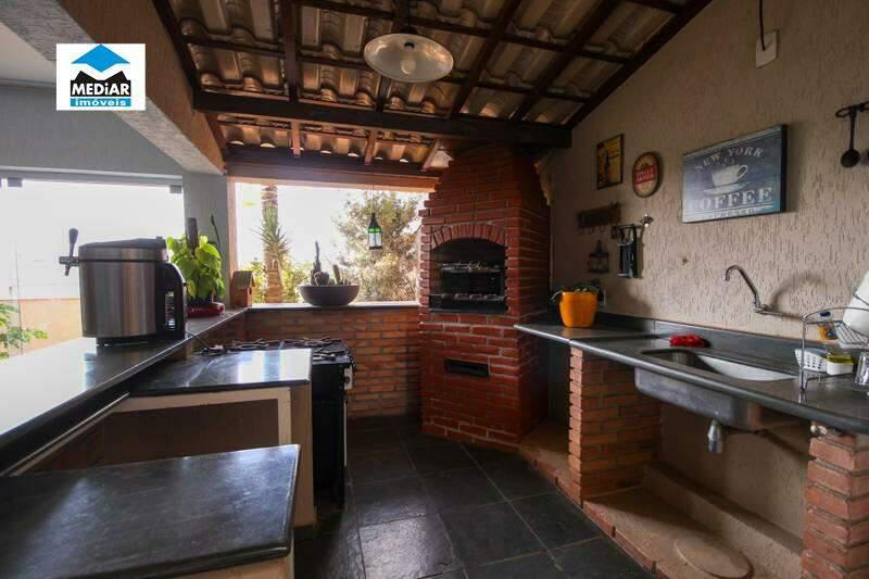 Casa, Buritis, 4 Quartos, 4 Vagas, 1 Suíte