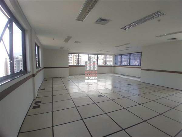 Prédio, Centro, 4 Vagas