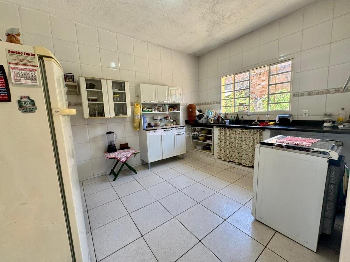 Casa, Céu Azul, 3 Quartos, 0 Vaga