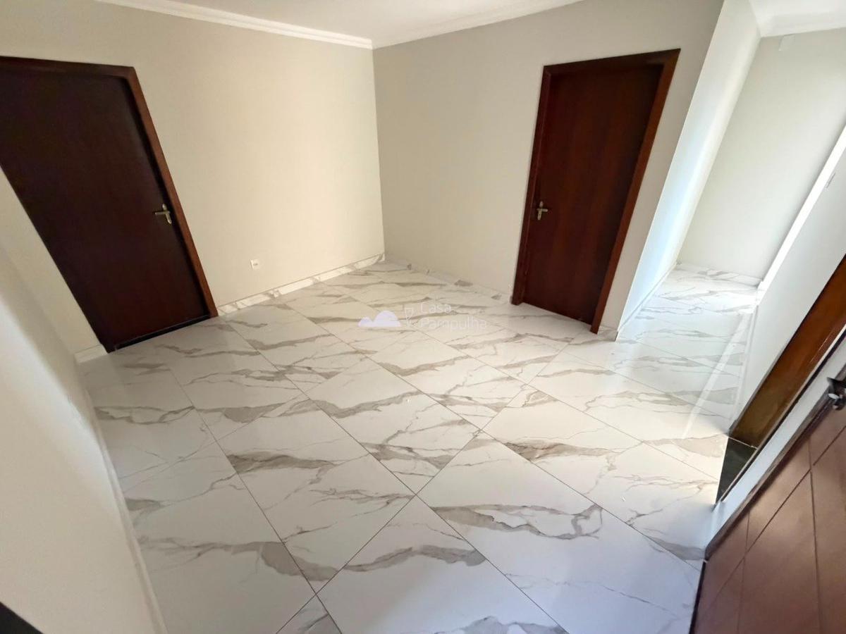 Casa, Europa, 3 Quartos, 3 Vagas, 1 Suíte