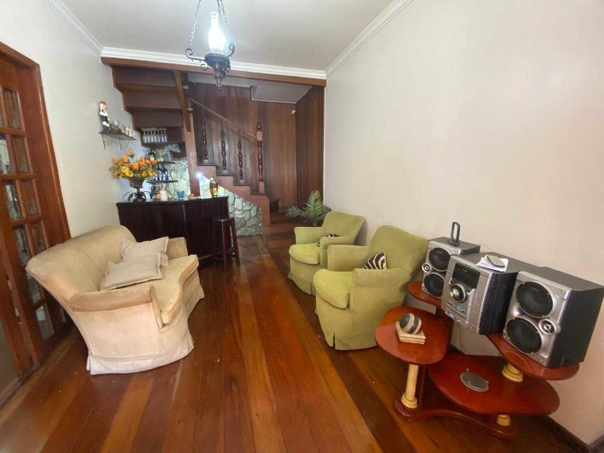 Casa, Ermelinda, 3 Quartos, 4 Vagas, 1 Suíte