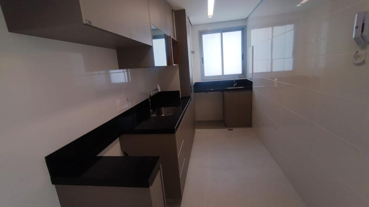 Apartamento, Sagrada Família, 3 Quartos, 2 Vagas, 1 Suíte