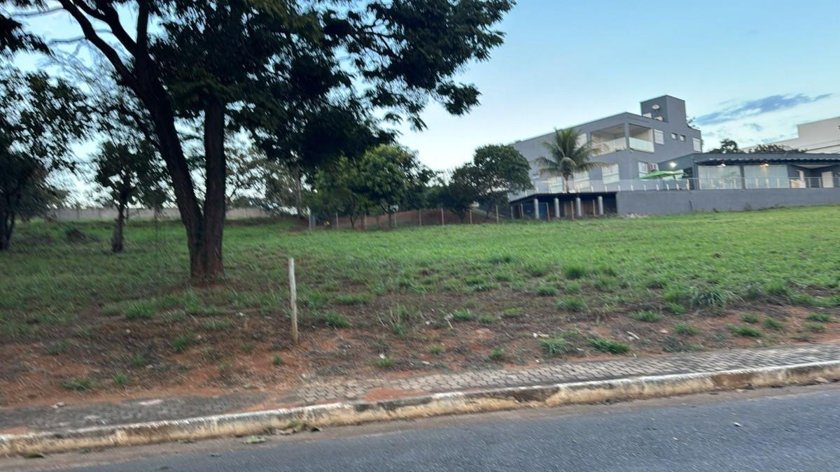 Lote, Condomínio Gran Royalle, 0 Quarto, 0 Vaga