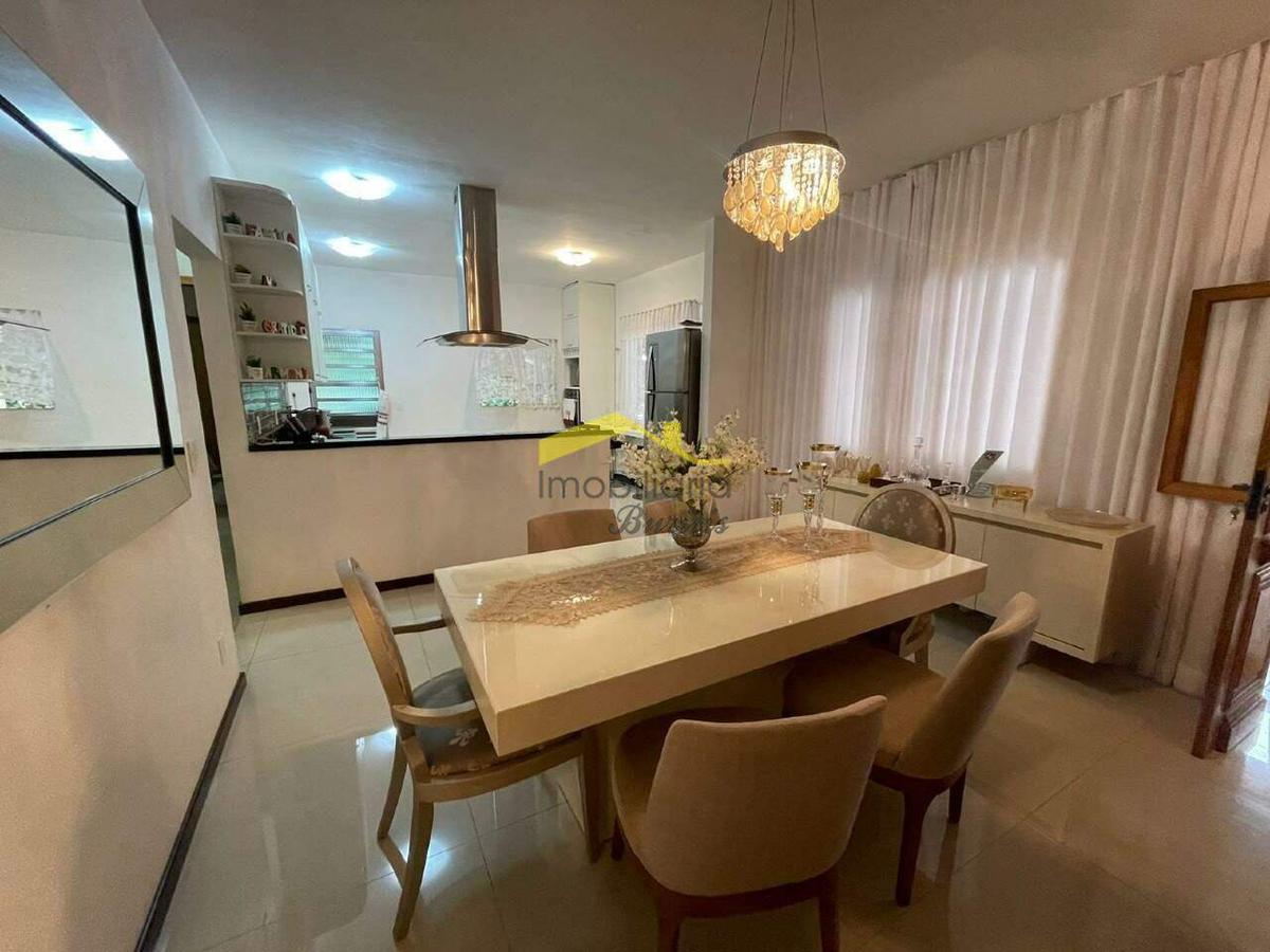 Casa em Condomínio, Retiro do Chalé, 5 Quartos, 4 Vagas, 2 Suítes