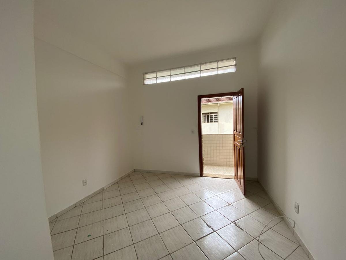 Sala, Padre Eustáquio, 0 Quarto, 0 Vaga