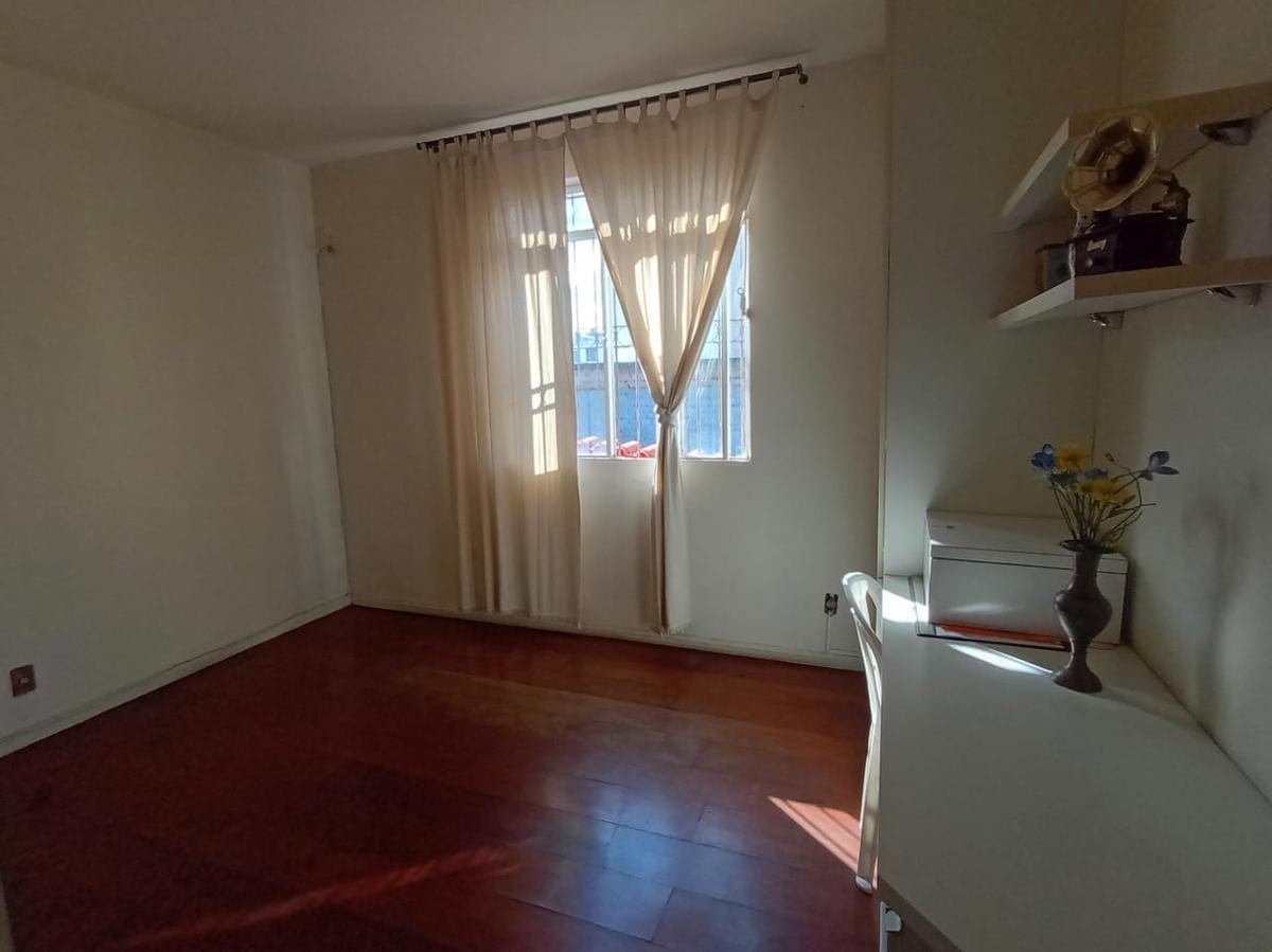 Casa, Santa Cruz, 7 Quartos, 6 Vagas, 2 Suítes