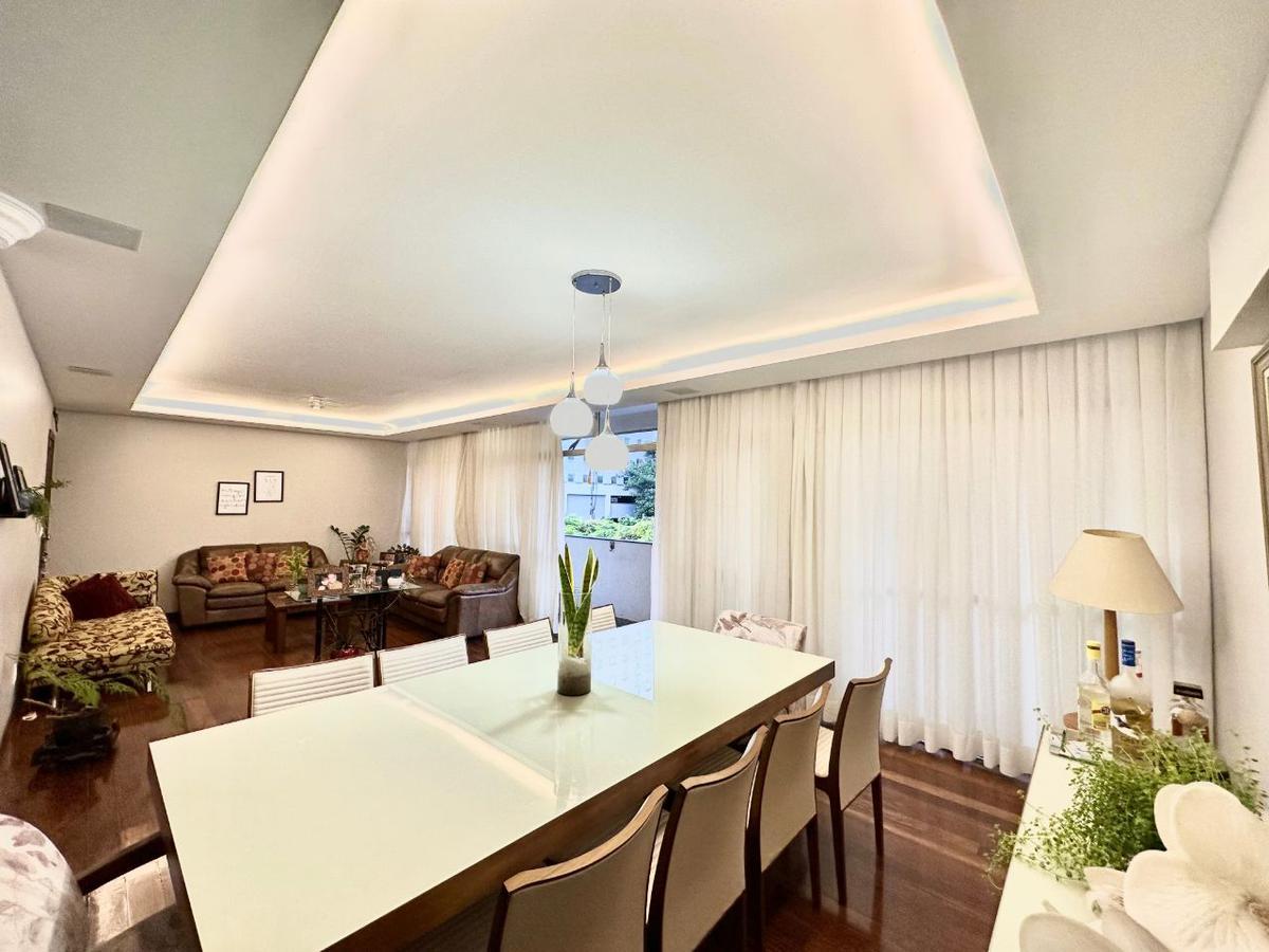 Apartamento, Funcionários, 4 Quartos, 2 Vagas, 1 Suíte