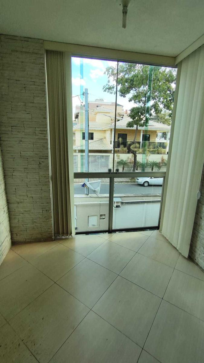 Casa, Cabral, 3 Quartos, 2 Vagas, 1 Suíte