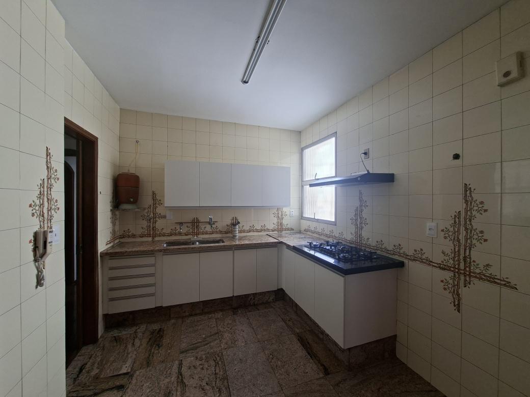 Apartamento, Savassi, 4 Quartos, 2 Vagas, 1 Suíte