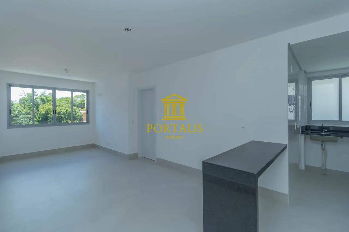 Apartamento, Sagrada Família, 3 Quartos, 2 Vagas, 1 Suíte