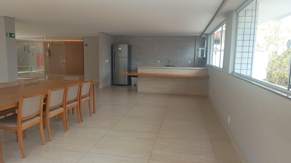 Apartamento, Sagrada Família, 3 Quartos, 2 Vagas, 1 Suíte