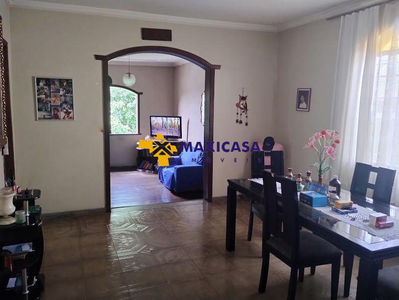 Casa, Nossa Senhora da Saúde, 4 Quartos, 2 Vagas, 1 Suíte