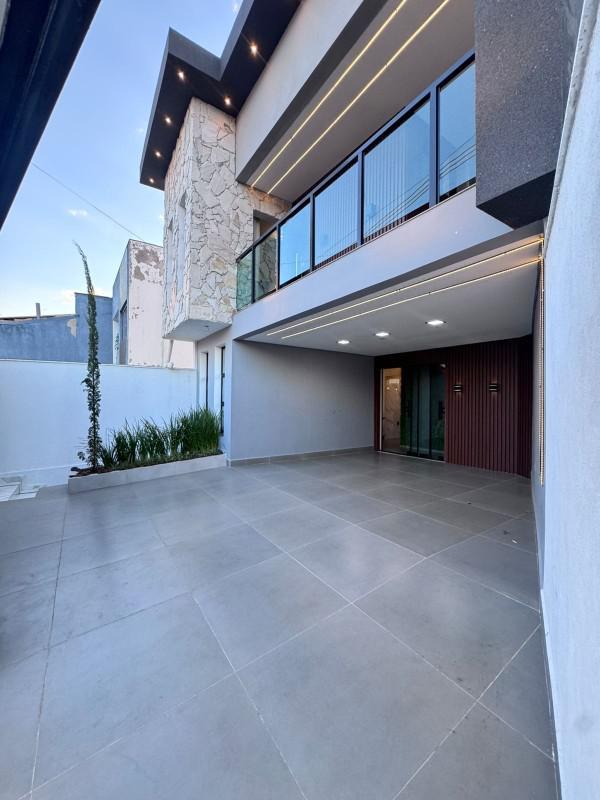 Casa, Masterville, 3 Quartos, 4 Vagas, 1 Suíte
