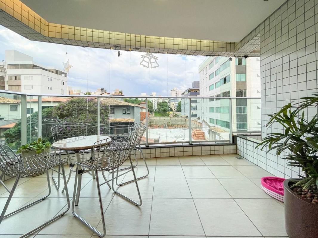 Apartamento, Castelo, 4 Quartos, 2 Vagas, 2 Suítes