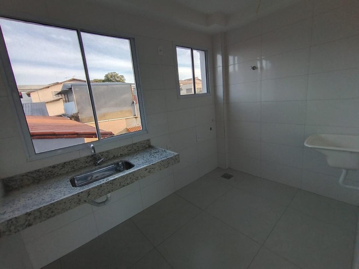 Apartamento, Santa Mônica, 2 Quartos, 1 Vaga