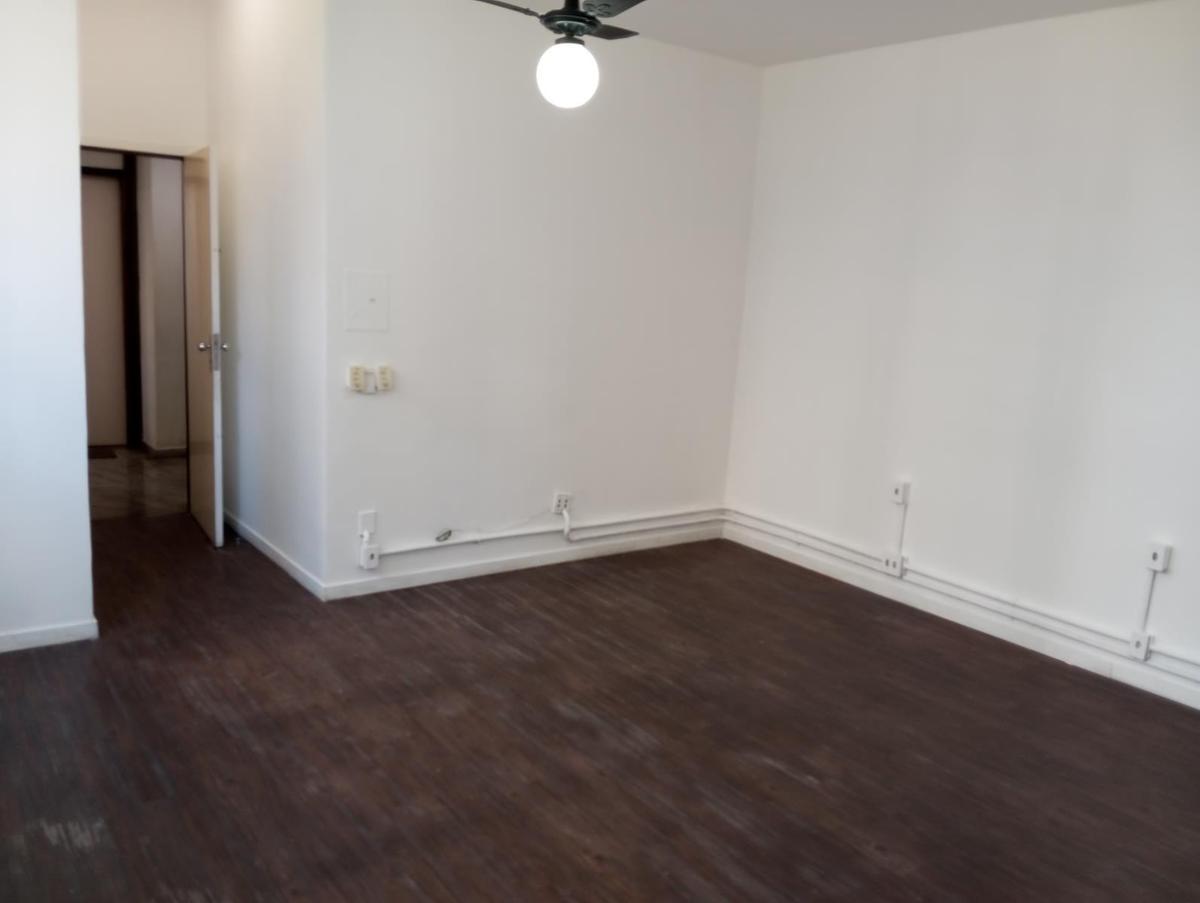 Sala, Funcionários, 1 Vaga