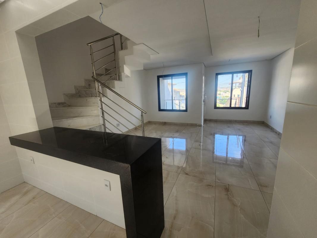 Casa, Cabral, 3 Quartos, 4 Vagas, 1 Suíte