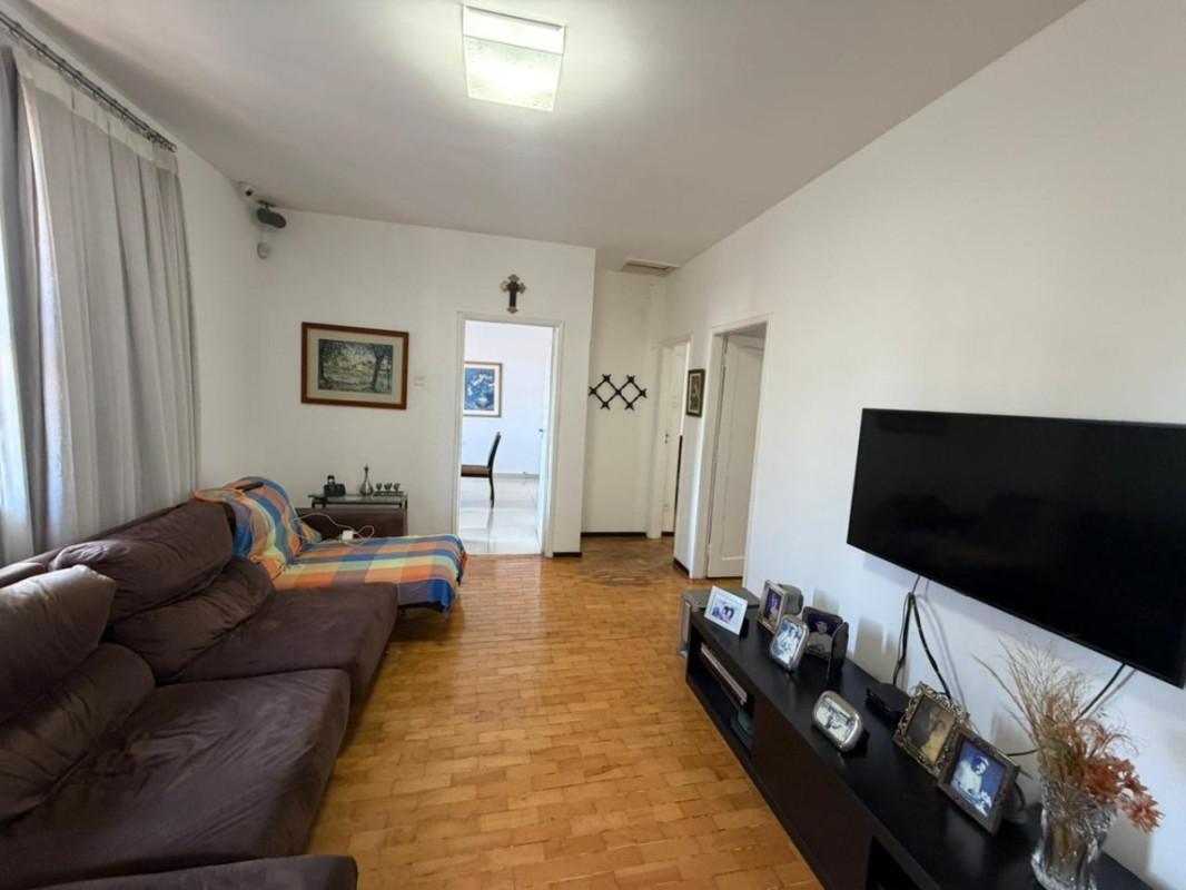 Casa, São Luiz (pampulha), 4 Quartos, 8 Vagas, 1 Suíte