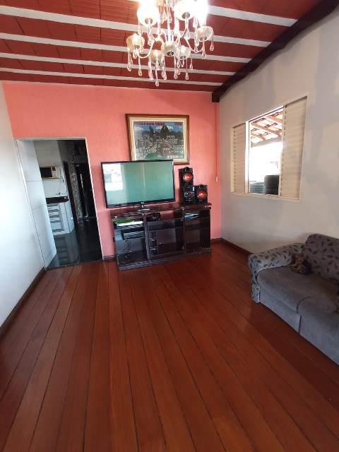 Casa, Fernão Dias, 6 Quartos, 1 Vaga, 1 Suíte