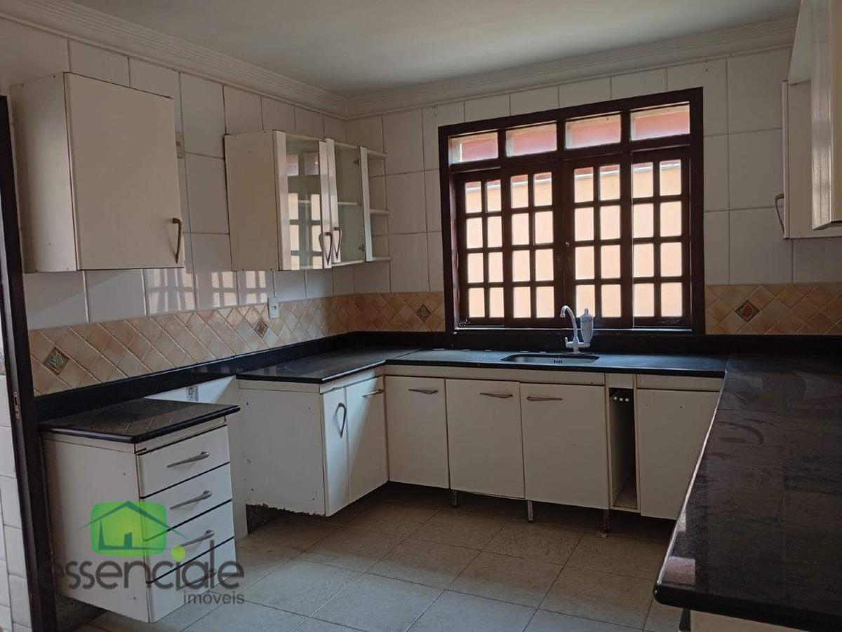 Casa, Três Barras, 3 Quartos, 2 Vagas, 1 Suíte