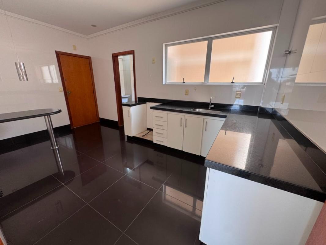 Apartamento, Itapoã, 3 Quartos, 2 Vagas, 1 Suíte