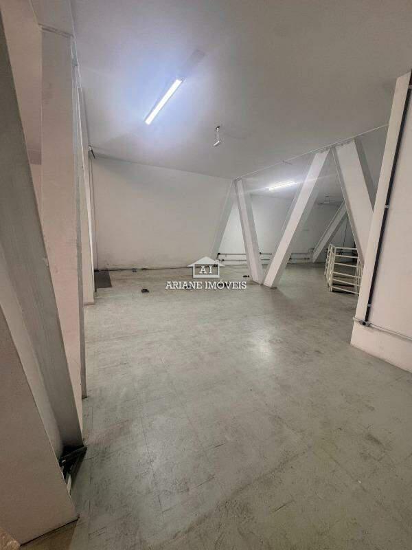 Andar, Funcionários, 0 Quarto, 2 Vagas