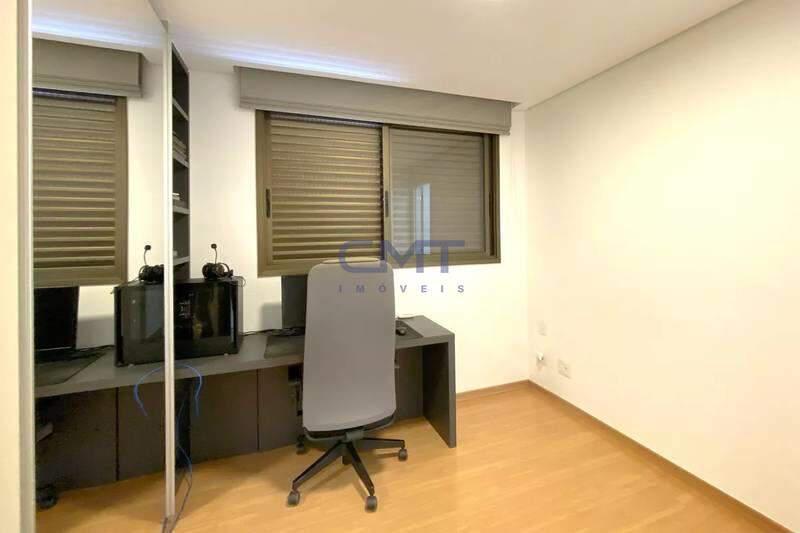 Apartamento, Funcionários, 2 Quartos, 2 Vagas, 2 Suítes