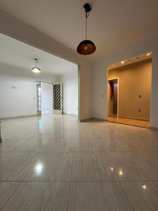 Casa, Itacolomi, 4 Quartos, 5 Vagas, 1 Suíte