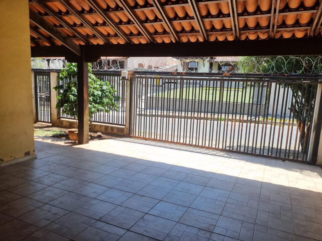 Casa, Três Barras, 5 Quartos, 3 Vagas, 1 Suíte