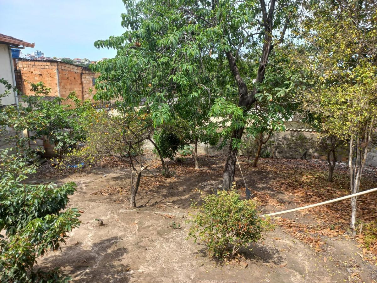 Lote, Bom Retiro, 0 Quarto, 0 Vaga