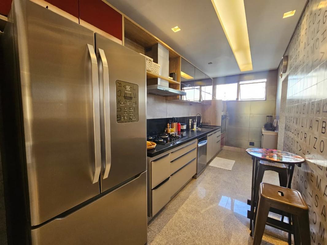 Apartamento, Luxemburgo, 4 Quartos, 3 Vagas, 1 Suíte