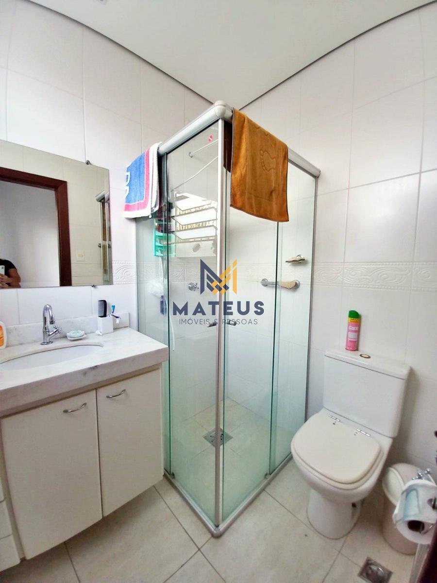 Casa, Carlos Prates, 6 Quartos, 2 Vagas, 2 Suítes