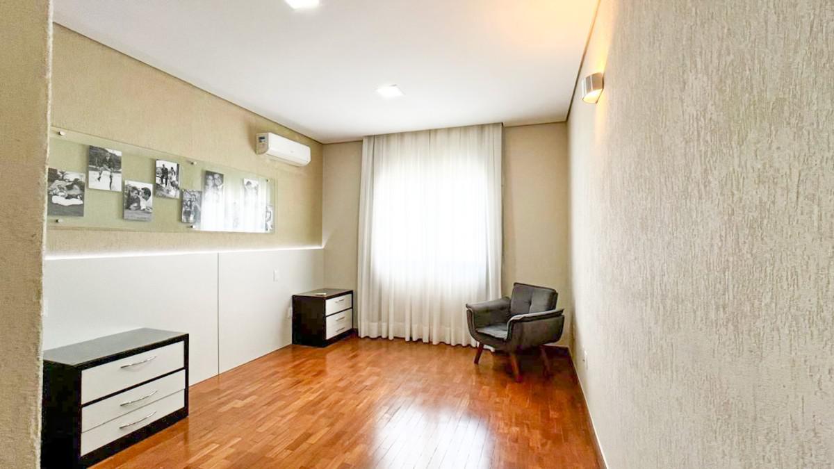 Casa, Anchieta, 6 Quartos, 3 Vagas, 2 Suítes