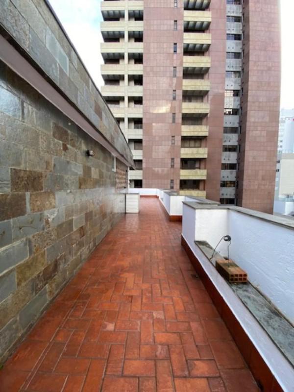 Cobertura, Savassi, 4 Quartos, 2 Vagas, 1 Suíte