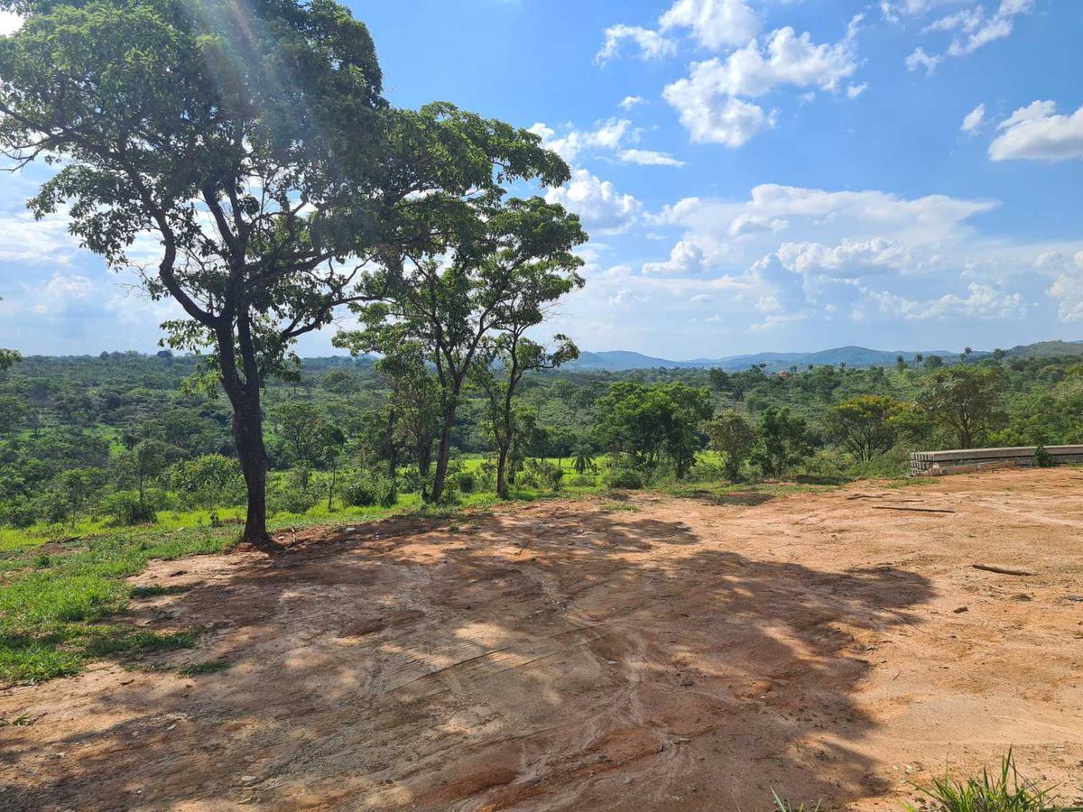 Lote, Novo Retiro, 0 Quarto, 0 Vaga