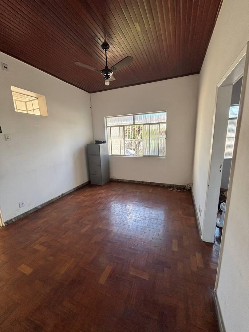 Casa, Giovanini, 4 Quartos, 2 Vagas, 1 Suíte