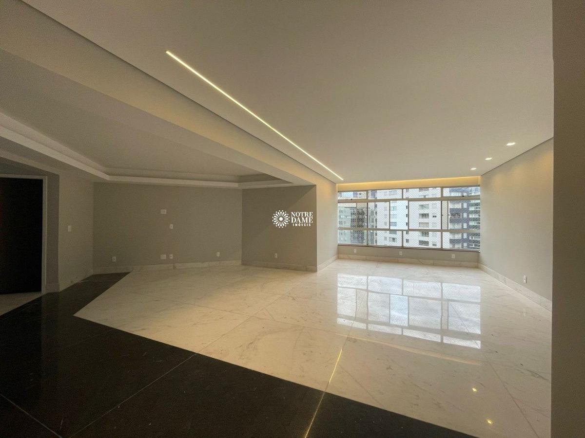 Apartamento, Santo Agostinho, 4 Quartos, 5 Vagas, 2 Suítes
