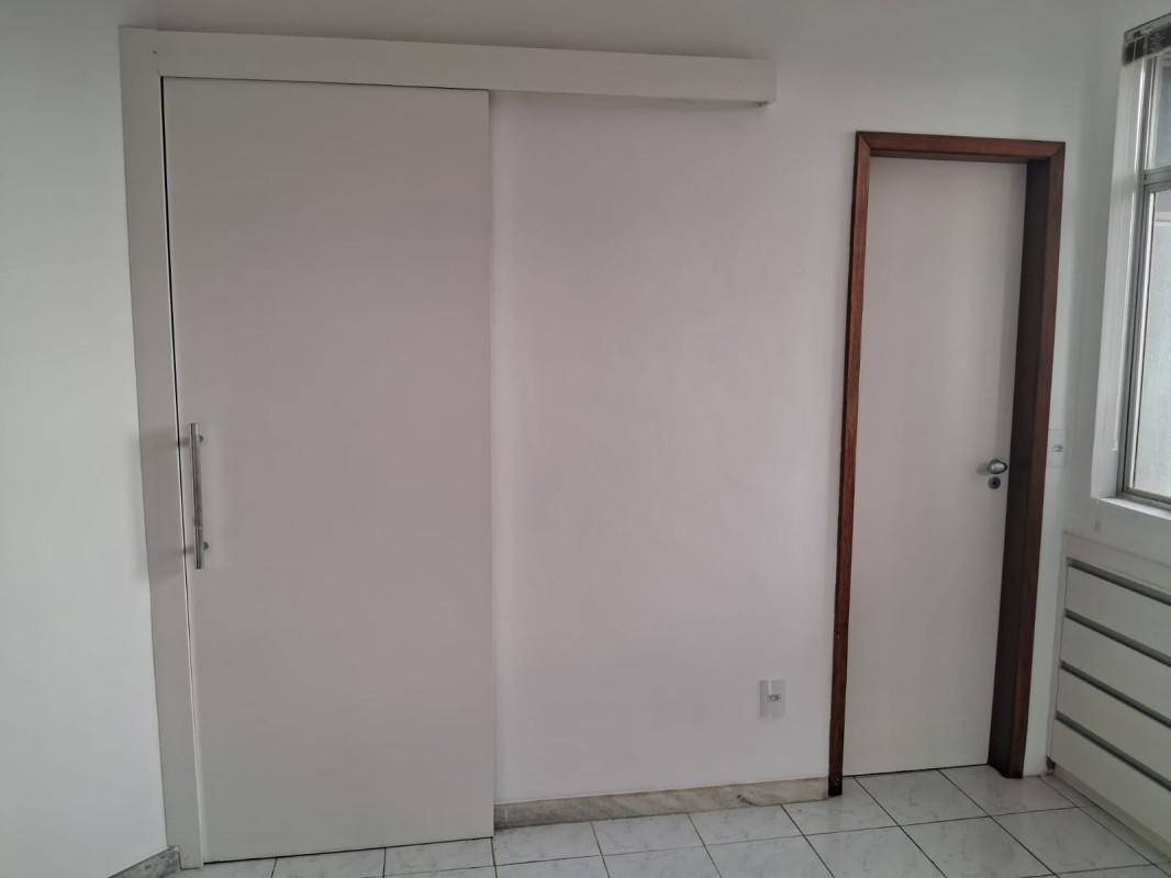 Sala, Floresta, 0 Quarto, 3 Vagas