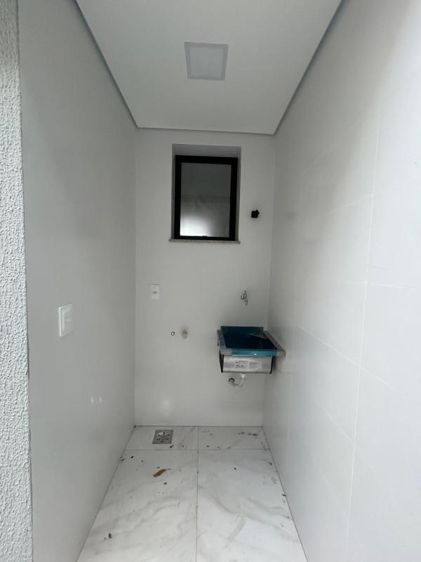 Casa, Planalto, 2 Quartos, 1 Vaga, 1 Suíte