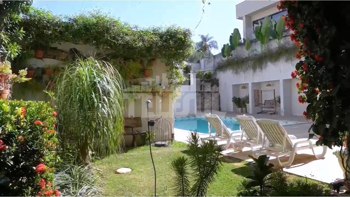 Casa, Rezende, 0 Quarto, 6 Vagas, 4 Suítes