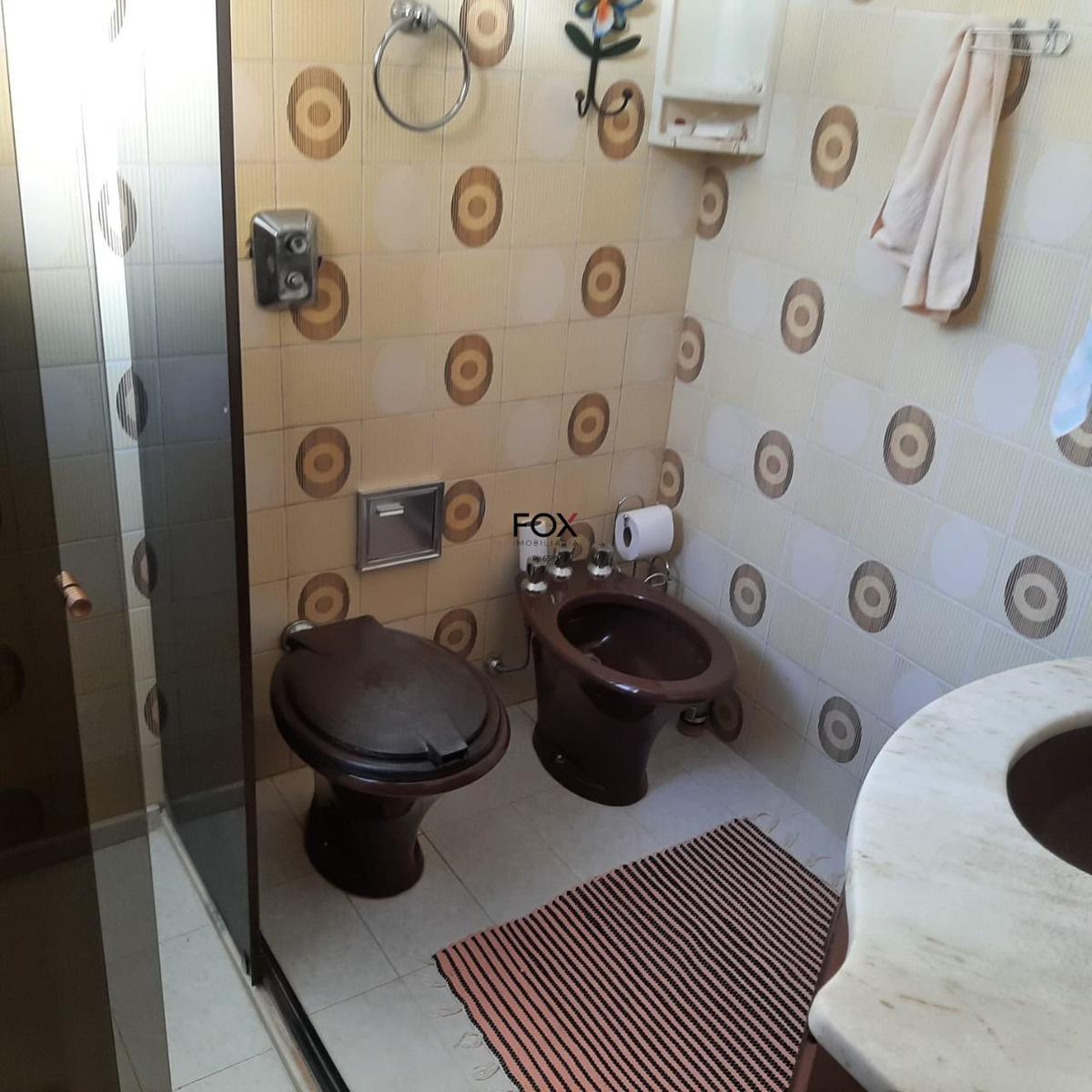 Casa, Nova Granada, 6 Quartos, 3 Vagas, 1 Suíte