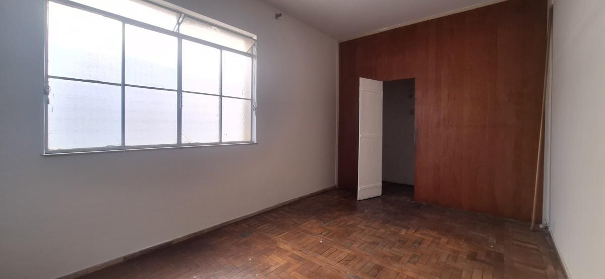 Casa, Prado, 6 Quartos, 1 Vaga